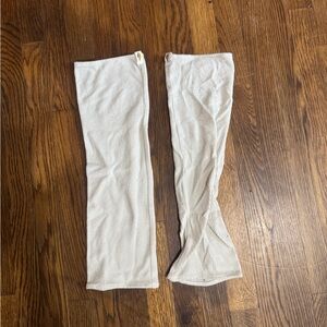 Rubia Wear Cream Knee Length Leg Warmers - Size Small